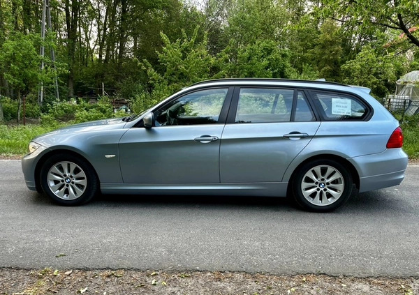 BMW Seria 3 cena 28900 przebieg: 242000, rok produkcji 2011 z Elbląg małe 106